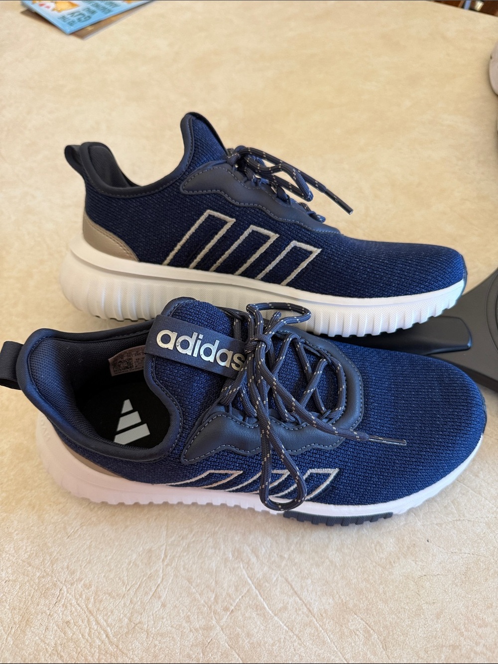 adidas women’s Navy and White Lightweight Sneakers